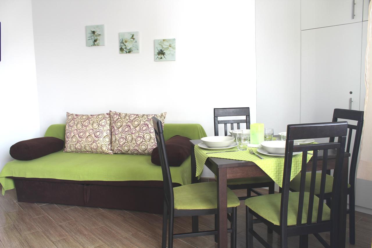 Apartment Maja Krk Town Buitenkant foto